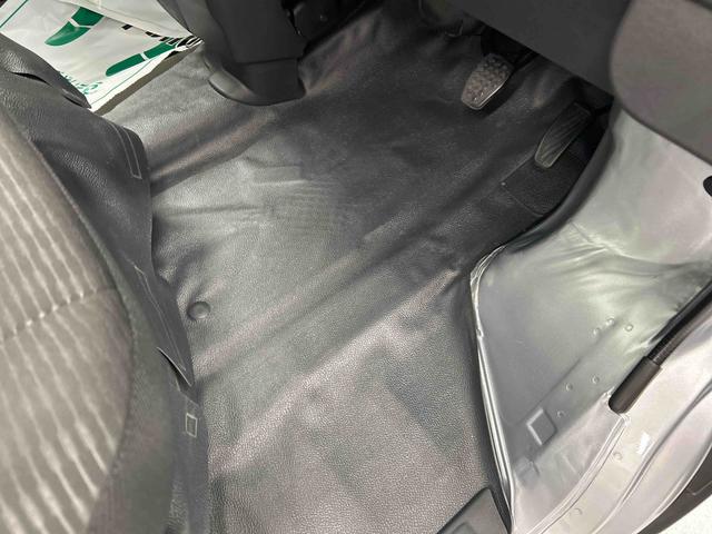 ハイゼットカーゴＤＸ衝突被害軽減ブレーキ　横滑り防止装置　４ＷＤ　ＣＶＴ　エアコン　パワステ　ラジオ　オートハイビーム　アイドリングストップ　オートライト（岐阜県）の中古車