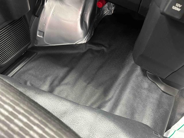 ハイゼットカーゴＤＸ衝突被害軽減ブレーキ　横滑り防止装置　４ＷＤ　ＣＶＴ　エアコン　パワステ　ラジオ　オートハイビーム　アイドリングストップ　オートライト（岐阜県）の中古車