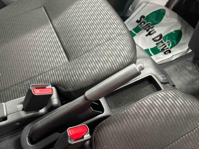 ハイゼットカーゴＤＸ衝突被害軽減ブレーキ　横滑り防止装置　４ＷＤ　ＣＶＴ　エアコン　パワステ　ラジオ　オートハイビーム　アイドリングストップ　オートライト（岐阜県）の中古車