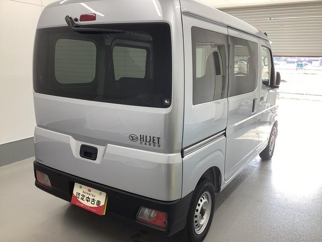 ハイゼットカーゴＤＸ衝突被害軽減ブレーキ　横滑り防止装置　４ＷＤ　ＣＶＴ　エアコン　パワステ　ラジオ　オートハイビーム　アイドリングストップ　オートライト　マット（岐阜県）の中古車