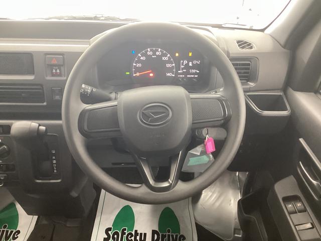 ハイゼットカーゴＤＸ衝突被害軽減ブレーキ　横滑り防止装置　４ＷＤ　ＣＶＴ　エアコン　パワステ　ラジオ　オートハイビーム　アイドリングストップ　オートライト　マット（岐阜県）の中古車