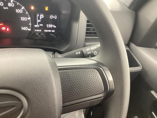 ハイゼットカーゴＤＸ衝突被害軽減ブレーキ　横滑り防止装置　４ＷＤ　ＣＶＴ　エアコン　パワステ　ラジオ　オートハイビーム　アイドリングストップ　オートライト　マット（岐阜県）の中古車