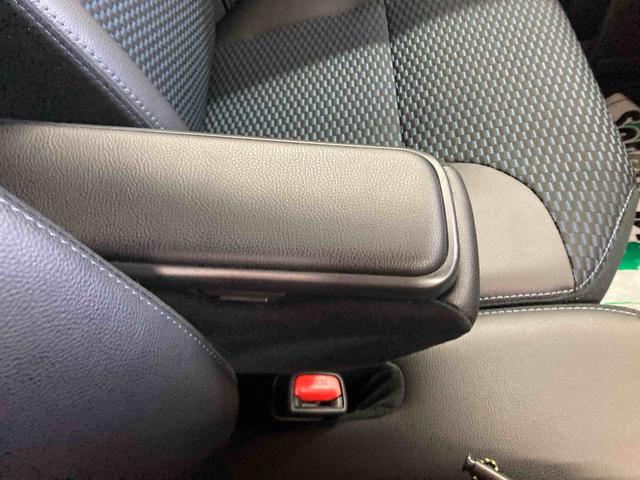 タントカスタムＸ衝突被害軽減ブレーキ　横滑り防止装置　４ＷＤ　オートハイビーム　アイドリングストップ　ステアリングスイッチ　オートライト　キーフリー　オートエアコン　ナビ　ドラレコ　パノラマカメラ　ＥＴＣ　マット（岐阜県）の中古車