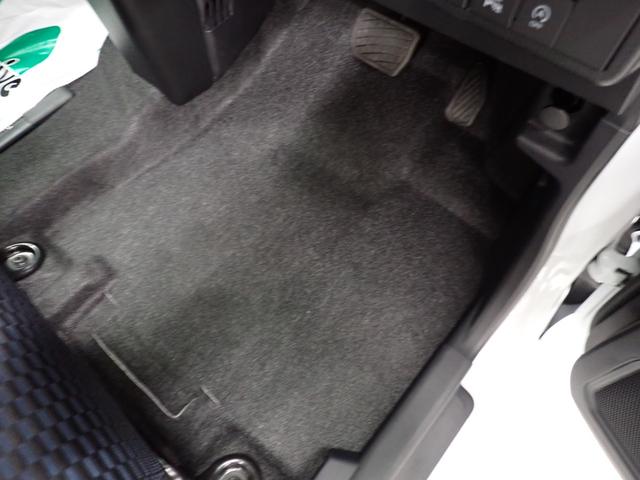 タントカスタムＸ衝突被害軽減ブレーキ　横滑り防止装置　オートハイビーム　アイドリングストップ　ステアリングスイッチ　オートライト　キーフリーシステム　オートエアコン　ディスプレイオーディオ　バックカメラ（岐阜県）の中古車