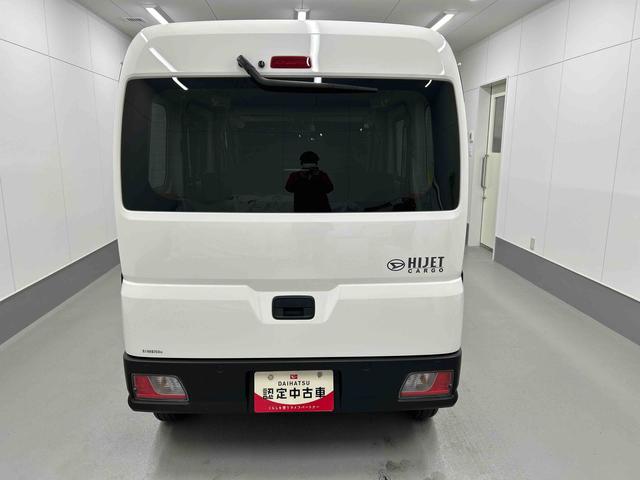 ハイゼットカーゴＤＸ衝突被害軽減ブレーキ　横滑り防止装置　４ＷＤ　ＣＶＴ　エアコン　パワステ　ラジオ　オートハイビーム　アイドリングストップ　オートライト　キーレス　マット（岐阜県）の中古車