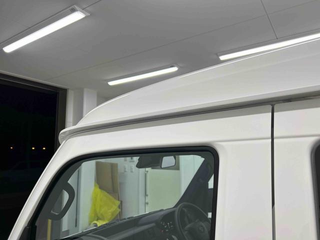 ハイゼットカーゴＤＸ衝突被害軽減ブレーキ　横滑り防止装置　４ＷＤ　ＣＶＴ　エアコン　パワステ　ラジオ　オートハイビーム　アイドリングストップ　オートライト　キーレス　マット（岐阜県）の中古車