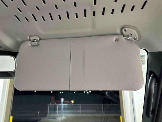 ハイゼットカーゴＤＸ衝突被害軽減ブレーキ　横滑り防止装置　４ＷＤ　ＣＶＴ　エアコン　パワステ　ラジオ　オートハイビーム　アイドリングストップ　オートライト　キーレス　マット（岐阜県）の中古車