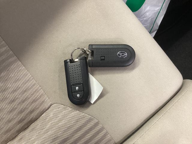 ムーヴＸ　ＳＡ衝突被害軽減ブレーキ　横滑り防止装置　アイドリングストップ　ステアリングスイッチ　オートライト　キーフリーム　オートエアコン　ナビ　社外ドラレコ　バックカメラ　ＥＴＣ　マット　バイザー（岐阜県）の中古車