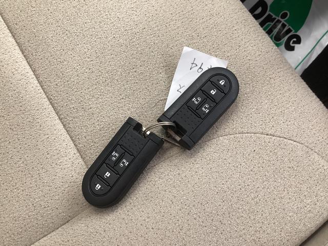 ムーヴキャンバスXメイクアップリミテッド SAIII衝突被害軽減ブレーキ 横滑り防止装置 オートハイビーム アイドリングストップ ステアリングスイッチ オートライト キーフリー オートエアコン ナビ ドラレコ パノラマカメラ ETC マット バイザー(岐阜県)の中古車