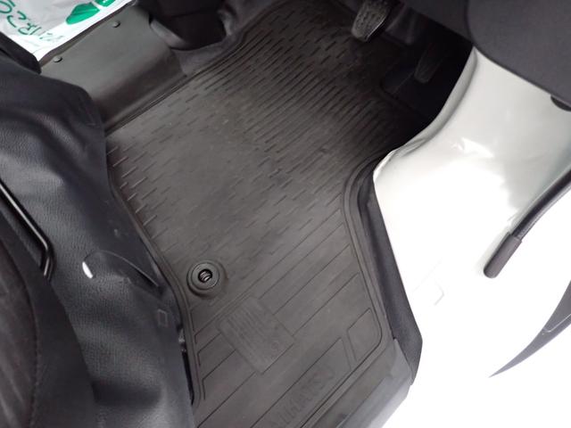 ハイゼットカーゴDX衝突被害軽減ブレーキ 横滑り防止装置 2WD CVT エアコン パワステ オートハイビーム アイドリングストップ オートライト キーレス マット バイザー(岐阜県)の中古車