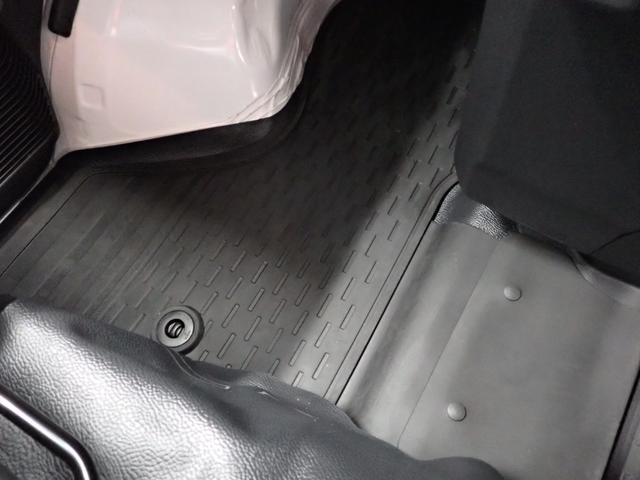 ハイゼットカーゴDX衝突被害軽減ブレーキ 横滑り防止装置 2WD CVT エアコン パワステ オートハイビーム アイドリングストップ オートライト キーレス マット バイザー(岐阜県)の中古車