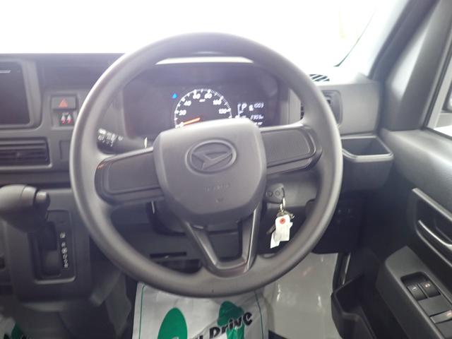 ハイゼットカーゴDX衝突被害軽減ブレーキ 横滑り防止装置 2WD CVT エアコン パワステ オートハイビーム アイドリングストップ オートライト キーレス マット バイザー(岐阜県)の中古車