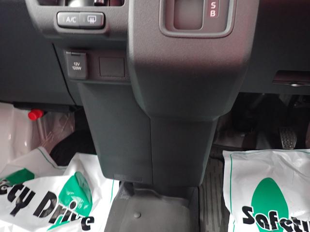 ハイゼットカーゴDX衝突被害軽減ブレーキ 横滑り防止装置 2WD CVT エアコン パワステ オートハイビーム アイドリングストップ オートライト キーレス マット バイザー(岐阜県)の中古車