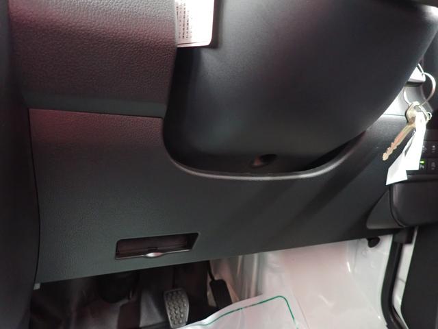 ハイゼットカーゴDX衝突被害軽減ブレーキ 横滑り防止装置 2WD CVT エアコン パワステ オートハイビーム アイドリングストップ オートライト キーレス マット バイザー(岐阜県)の中古車