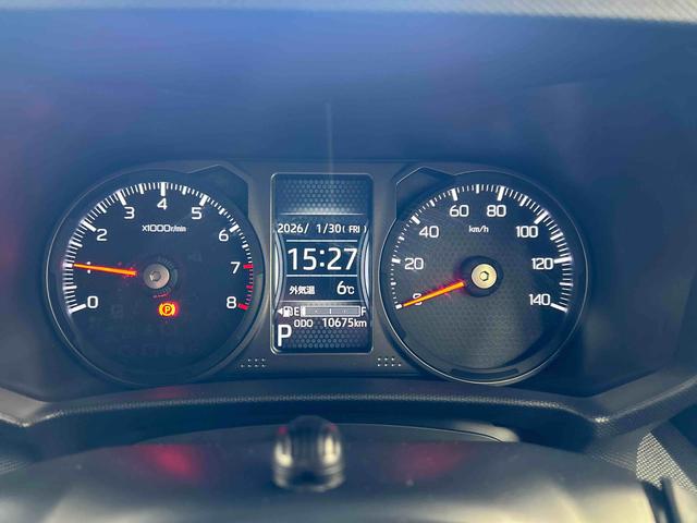 タフトＧ　クロムベンチャー衝突被害軽減ブレーキ　横滑り防止装置　オートハイビーム　アイドリングストップ　ステアリングスイッチ　オートライト　キーフリー　オートエアコン　ナビ　ドラレコ　バックカメラ　ＥＴＣ　マット　バイザー（岐阜県）の中古車