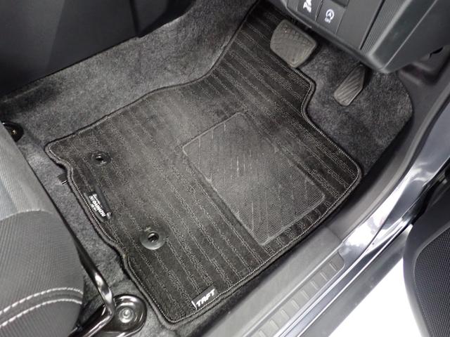 タフトG ダーククロムベンチャー衝突被害軽減ブレーキ 横滑り防止装置 オートハイビーム アイドリングストップ ステアリングスイッチ オートライト キーフリーシステム オートエアコン ナビ ドラレコ パノラマカメラ ETC マット(岐阜県)の中古車