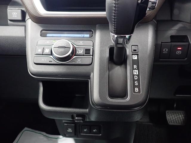 ムーヴＲＳ衝突被害軽減ブレーキ　横滑り防止装置　オートハイビーム　アイドリングストップ　ステアリングスイッチ　オートライト　キーフリーシステム　オートエアコン　バックカメラ　マット（岐阜県）の中古車