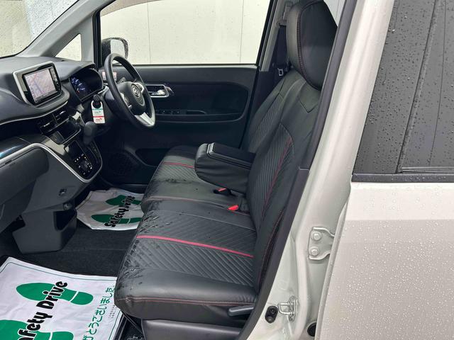 ムーヴカスタム　Ｘリミテッド　ＳＡIII衝突被害軽減ブレーキ　横滑り防止装置　オートハイビーム　アイドリングストップ　ステアリングスイッチ　オートライト　キーフリーシステム　オートエアコン　社外ナビ　バックカメラ　マット　バイザー（岐阜県）の中古車