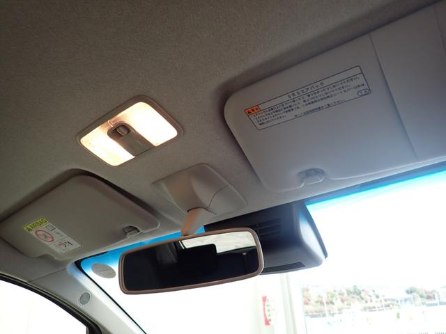 ムーヴＸリミテッドII　ＳＡIII衝突被害軽減ブレーキ　横滑り防止装置　オートハイビーム　アイドリングストップ　ステアリングスイッチ　オートライト　キーフリーシステム　オートエアコン　ナビ　バックカメラ　マット（岐阜県）の中古車