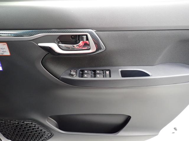 ムーヴカスタム XリミテッドII SAIII衝突被害軽減ブレーキ 横滑り防止装置 4WD オートハイビーム アイドリングストップ ステアリングスイッチ オートライト キーフリー オートエアコン ナビ パノラマカメラ ETC マット バイザー(岐阜県)の中古車