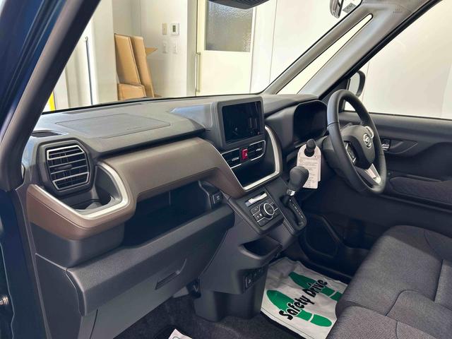 ムーヴＲＳ衝突被害軽減ブレーキ　横滑り防止装置　オートハイビーム　アイドリングストップ　ステアリングスイッチ　オートライト　キーフリーシステム　オートエアコン　バックカメラ　マット（岐阜県）の中古車