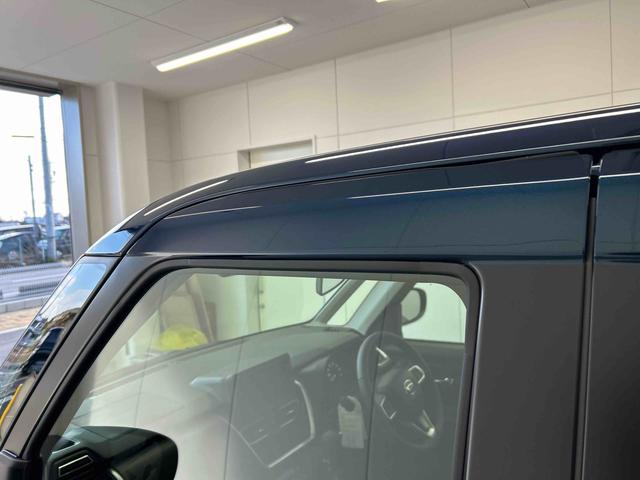 ムーヴＲＳ衝突被害軽減ブレーキ　横滑り防止装置　オートハイビーム　アイドリングストップ　ステアリングスイッチ　オートライト　キーフリーシステム　オートエアコン　バックカメラ　マット（岐阜県）の中古車