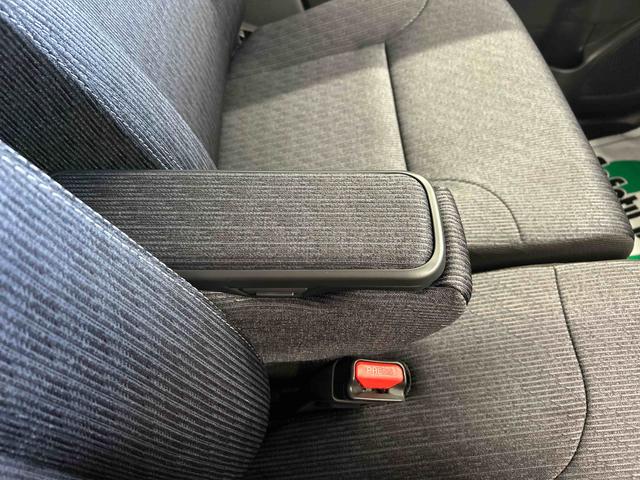 ムーヴＲＳ衝突被害軽減ブレーキ　横滑り防止装置　オートハイビーム　アイドリングストップ　ステアリングスイッチ　オートライト　キーフリーシステム　オートエアコン　バックカメラ　マット（岐阜県）の中古車