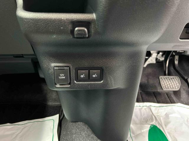 ムーヴRS衝突被害軽減ブレーキ 横滑り防止装置 オートハイビーム アイドリングストップ ステアリングスイッチ オートライト キーフリーシステム オートエアコン バックカメラ マット(岐阜県)の中古車