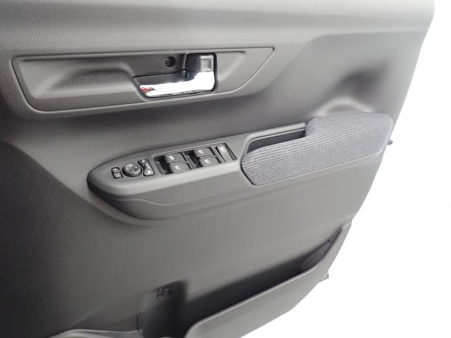 ムーヴＲＳ衝突被害軽減ブレーキ　横滑り防止装置　オートハイビーム　アイドリングストップ　ステアリングスイッチ　オートライト　キーフリーシステム　オートエアコン　バックカメラ　マット（岐阜県）の中古車