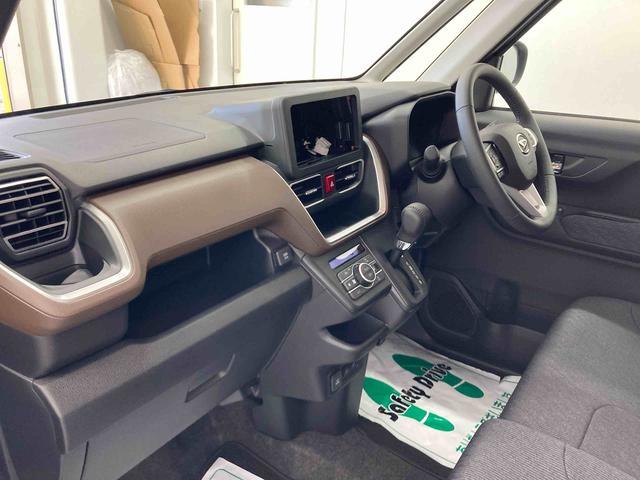 ムーヴＲＳ衝突被害軽減ブレーキ　横滑り防止装置　オートハイビーム　アイドリングストップ　ステアリングスイッチ　オートライト　キーフリーシステム　オートエアコン　バックカメラ　マット（岐阜県）の中古車