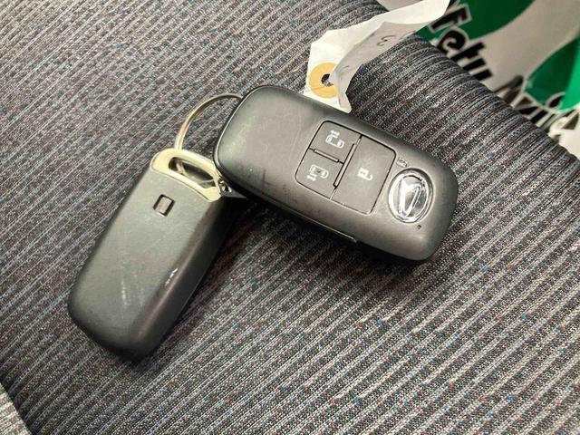 ムーヴＲＳ衝突被害軽減ブレーキ　横滑り防止装置　オートハイビーム　アイドリングストップ　ステアリングスイッチ　オートライト　キーフリーシステム　オートエアコン　バックカメラ　マット（岐阜県）の中古車