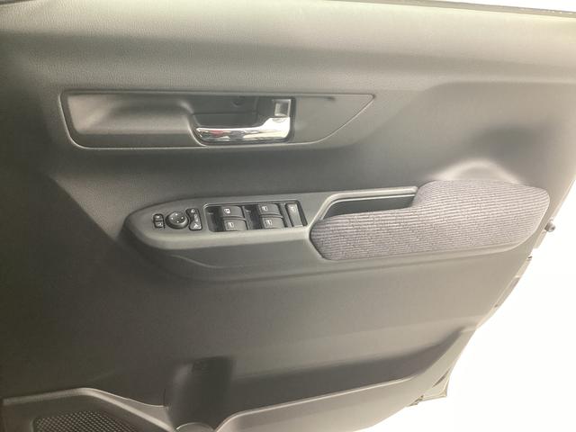 ムーヴＲＳ衝突被害軽減ブレーキ　横滑り防止装置　オートハイビーム　アイドリングストップ　ステアリングスイッチ　オートライト　キーフリーシステム　オートエアコン　バックカメラ　マット（岐阜県）の中古車