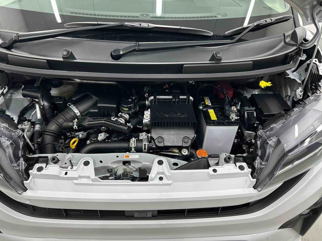 ムーヴＲＳ衝突被害軽減ブレーキ　横滑り防止装置　オートハイビーム　アイドリングストップ　ステアリングスイッチ　オートライト　キーフリーシステム　オートエアコン　バックカメラ　マット（岐阜県）の中古車