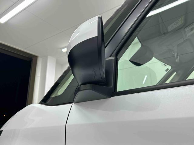 ムーヴＲＳ衝突被害軽減ブレーキ　横滑り防止装置　オートハイビーム　アイドリングストップ　ステアリングスイッチ　オートライト　キーフリーシステム　オートエアコン　バックカメラ　マット（岐阜県）の中古車