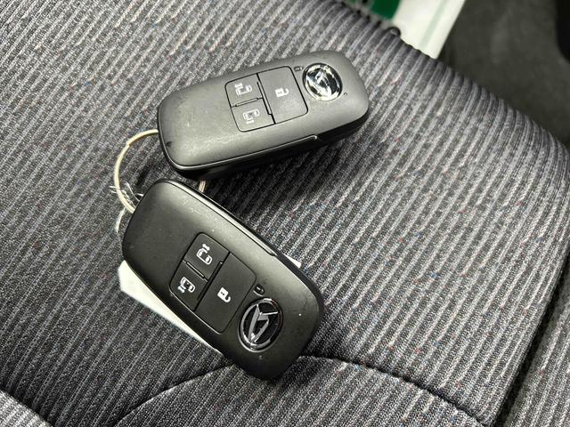 ムーヴＲＳ衝突被害軽減ブレーキ　横滑り防止装置　オートハイビーム　アイドリングストップ　ステアリングスイッチ　オートライト　キーフリーシステム　オートエアコン　バックカメラ　マット（岐阜県）の中古車