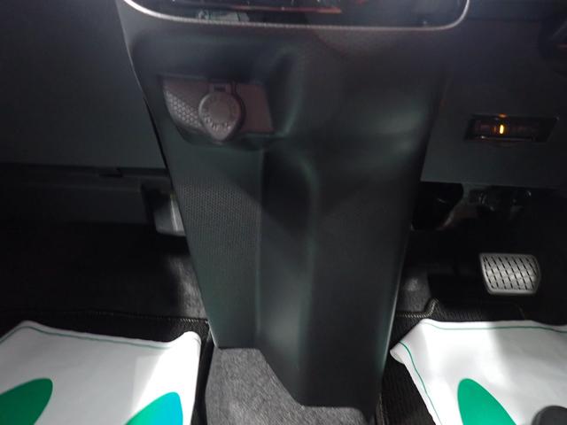 タントカスタムX衝突被害軽減ブレーキ 横滑り防止装置 オートハイビーム ステアリングスイッチ オートライト キーフリーシステム オートエアコン ナビ ドラレコ バックカメラ ETC マット(岐阜県)の中古車