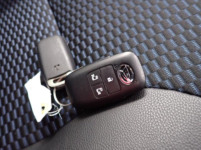 タントカスタムＸ衝突被害軽減ブレーキ　横滑り防止装置　オートハイビーム　アイドリングストップ　ステアリングスイッチ　オートライト　キーフリーシステム　オートエアコン　ナビ　ドラレコ　パノラマカメラ　ＥＴＣ　マット（岐阜県）の中古車