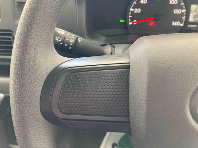 ハイゼットカーゴDX衝突被害軽減ブレーキ 横滑り防止装置 4WD CVT エアコン パワステ ラジオ オートハイビーム アイドリングストップ オートライト キーレス(岐阜県)の中古車