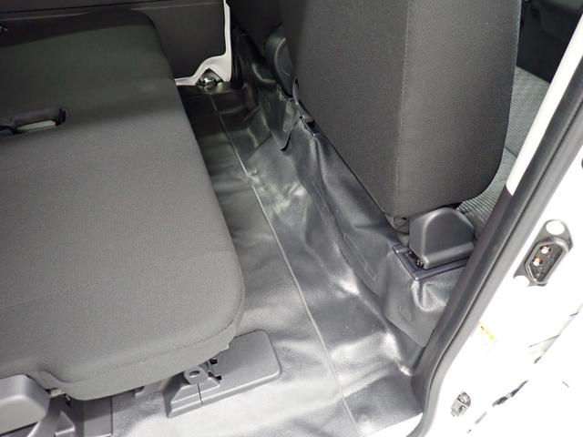 ハイゼットカーゴDX衝突被害軽減ブレーキ 横滑り防止装置 4WD CVT エアコン パワステ ラジオ オートハイビーム アイドリングストップ オートライト キーレス フロントマット(岐阜県)の中古車