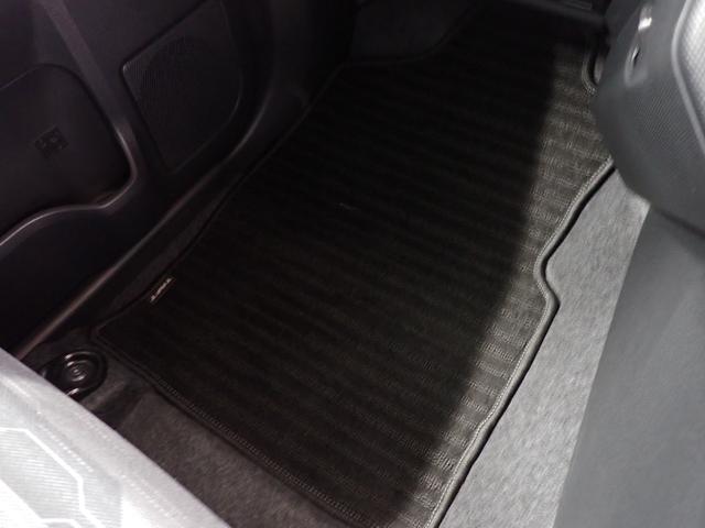 タフトＸ衝突被害軽減ブレーキ　横滑り防止装置　オートハイビーム　アイドリングストップ　ステアリングスイッチ　オートライト　キーフリーシステム　オートエアコン　ナビ　ドラレコ　バックカメラ　ＥＴＣ　マット（岐阜県）の中古車