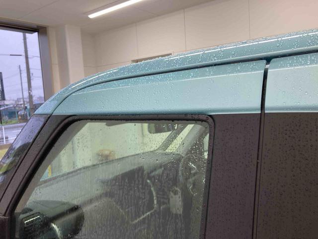 ムーヴＧ衝突被害軽減ブレーキ　横滑り防止装置　オートハイビーム　アイドリングストップ　ステアリングスイッチ　オートライト　キーフリーシステム　オートエアコン　バックカメラ　マット（岐阜県）の中古車