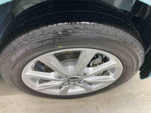 ムーヴＧ衝突被害軽減ブレーキ　横滑り防止装置　オートハイビーム　アイドリングストップ　ステアリングスイッチ　オートライト　キーフリーシステム　オートエアコン　バックカメラ　マット（岐阜県）の中古車