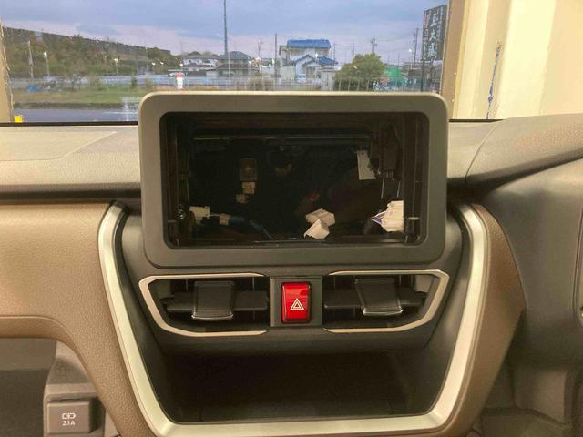 ムーヴＧ衝突被害軽減ブレーキ　横滑り防止装置　オートハイビーム　アイドリングストップ　ステアリングスイッチ　オートライト　キーフリーシステム　オートエアコン　バックカメラ　マット（岐阜県）の中古車