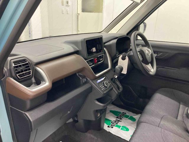 ムーヴＧ衝突被害軽減ブレーキ　横滑り防止装置　オートハイビーム　アイドリングストップ　ステアリングスイッチ　オートライト　キーフリーシステム　オートエアコン　バックカメラ　マット（岐阜県）の中古車