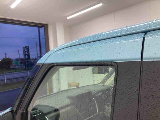 ムーヴＧ衝突被害軽減ブレーキ　横滑り防止装置　オートハイビーム　アイドリングストップ　ステアリングスイッチ　オートライト　キーフリーシステム　オートエアコン　バックカメラ　マット（岐阜県）の中古車