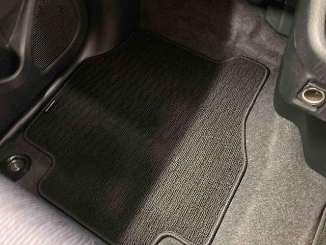 ムーヴＧ衝突被害軽減ブレーキ　横滑り防止装置　オートハイビーム　アイドリングストップ　ステアリングスイッチ　オートライト　キーフリーシステム　オートエアコン　バックカメラ　マット（岐阜県）の中古車