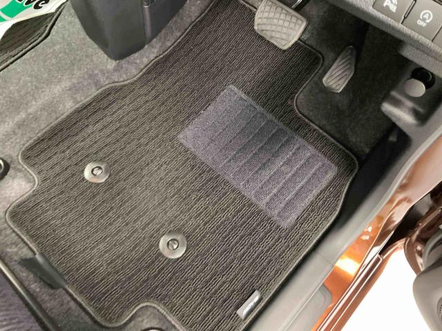 ムーヴＲＳ衝突被害軽減ブレーキ　横滑り防止装置　オートハイビーム　アイドリングストップ　ステアリングスイッチ　オートライト　キーフリーシステム　オートエアコン　バックカメラ　マット（岐阜県）の中古車