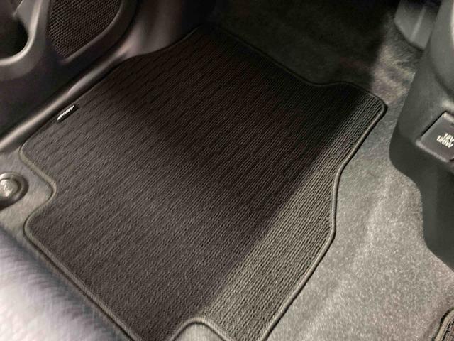 ムーヴＲＳ衝突被害軽減ブレーキ　横滑り防止装置　オートハイビーム　アイドリングストップ　ステアリングスイッチ　オートライト　キーフリーシステム　オートエアコン　バックカメラ　マット（岐阜県）の中古車