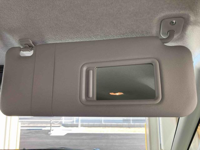 ムーヴＲＳ衝突被害軽減ブレーキ　横滑り防止装置　オートハイビーム　アイドリングストップ　ステアリングスイッチ　オートライト　キーフリーシステム　オートエアコン　バックカメラ　マット（岐阜県）の中古車