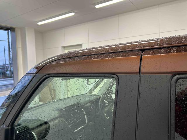 ムーヴＲＳ衝突被害軽減ブレーキ　横滑り防止装置　４ＷＤ　オートハイビーム　アイドリングストップ　ステアリングスイッチ　オートライト　キーフリーシステム　オートエアコン　バックカメラ　マット（岐阜県）の中古車